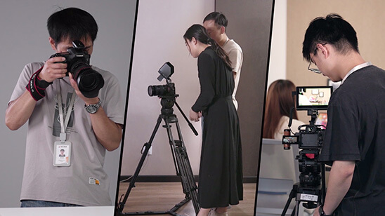 Photographers Behind The Scene